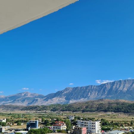 Ned'S Apartment Gjirokastra Zewnętrze zdjęcie