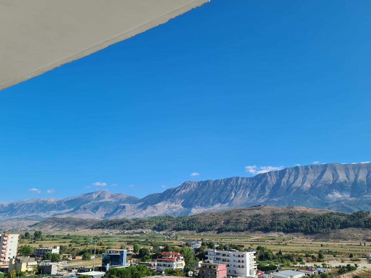 Ned'S Apartment Gjirokastra Zewnętrze zdjęcie