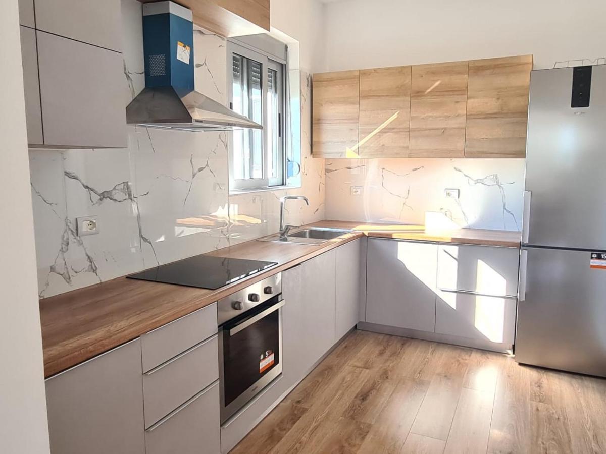 Ned'S Apartment Gjirokastra Zewnętrze zdjęcie