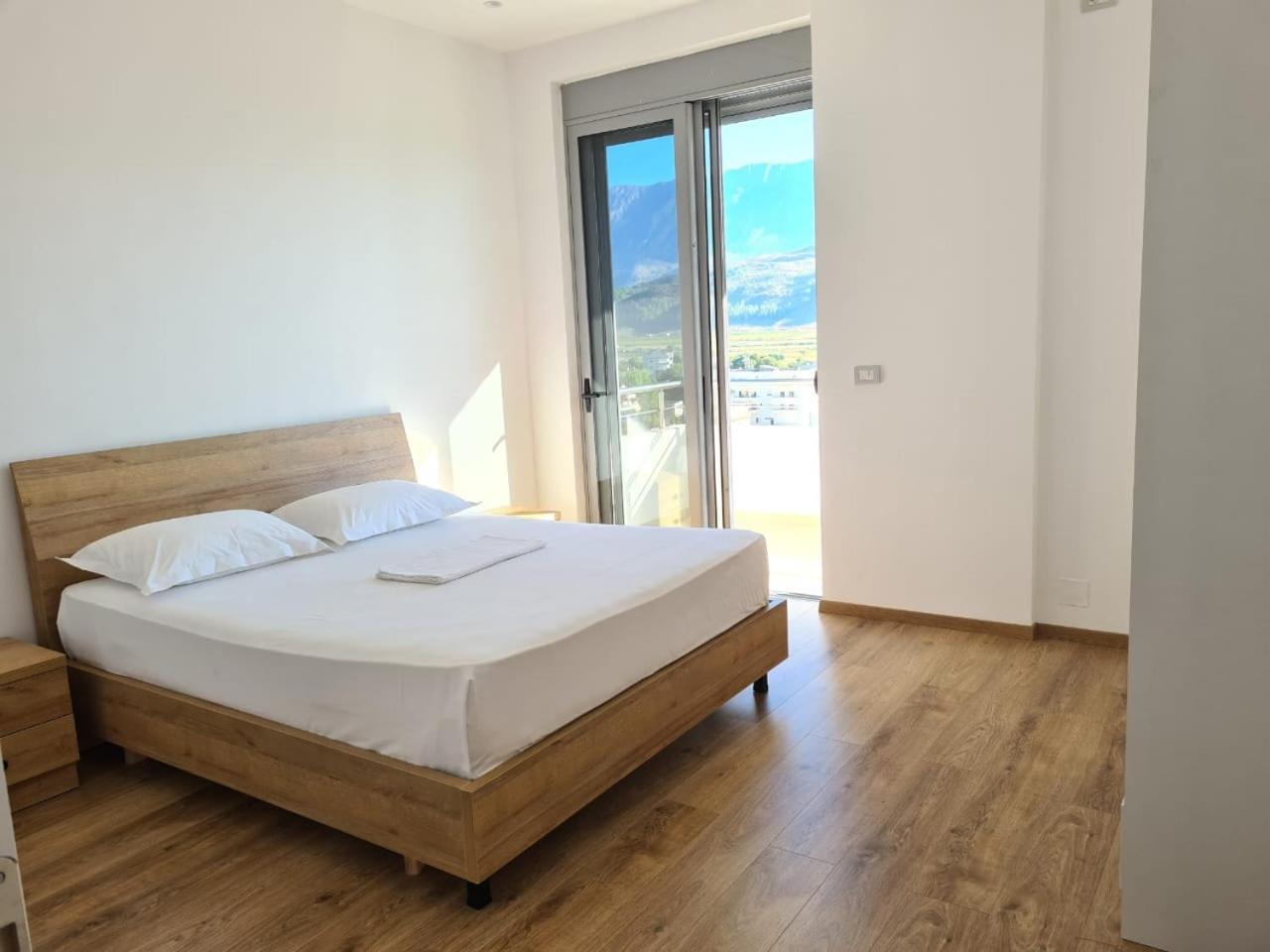 Ned'S Apartment Gjirokastra Pokój zdjęcie